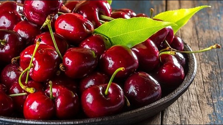 3 Manfaat Buah Cherry