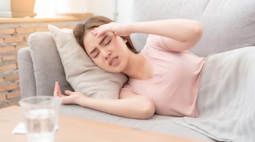 Tips Posisi Tidur Pada Saat Sakit Kepala Kembali Kambuh